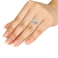 Carat T. W. Diamond 10kt zaručnički prsten od bijelog zlata s tri kamena izgleda